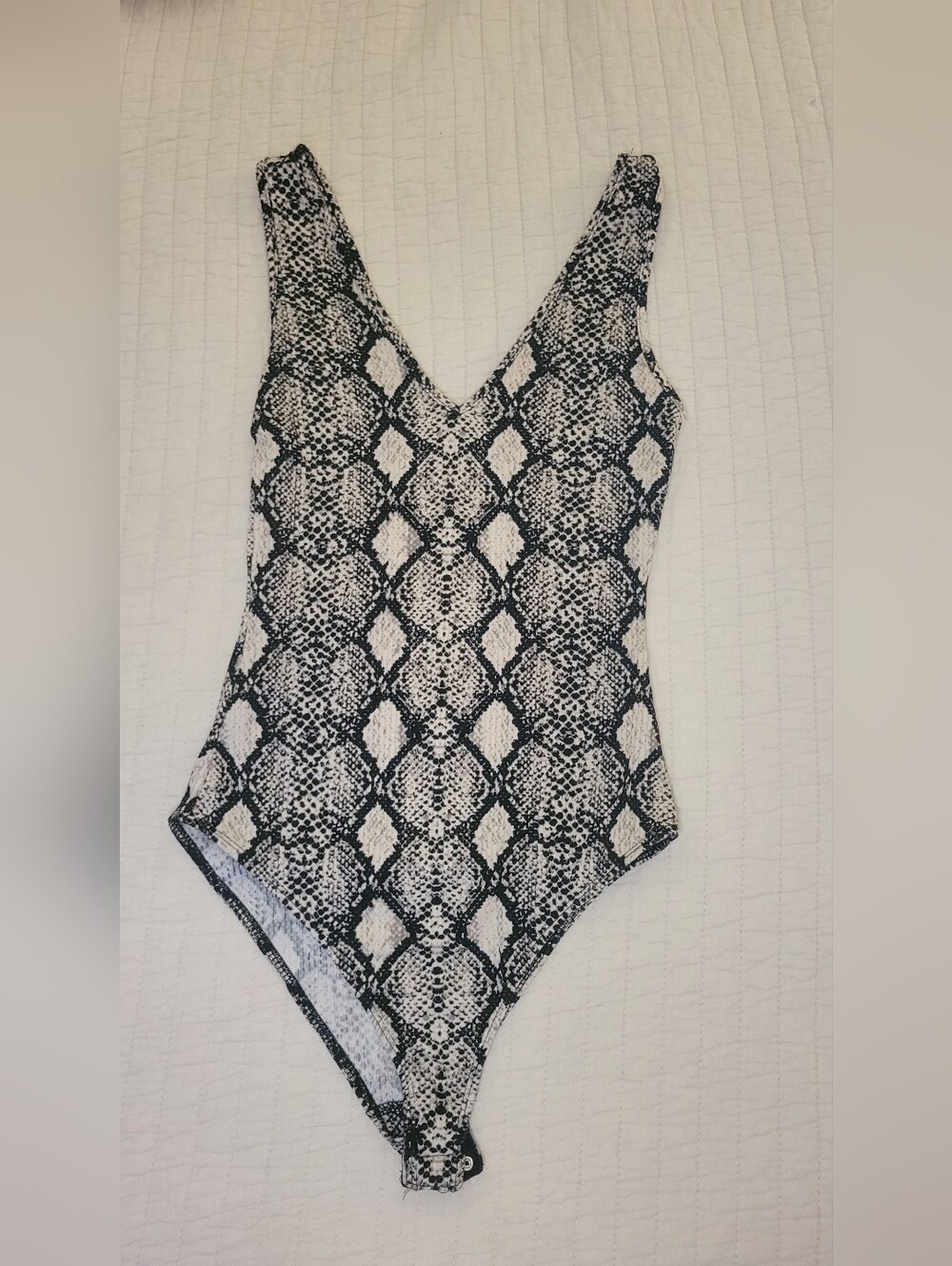 Gianna Bini Black & White Snake Print